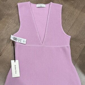 Aritzia Babaton Ribbed Sculpt Knit Deep V in Lyricql Lilac